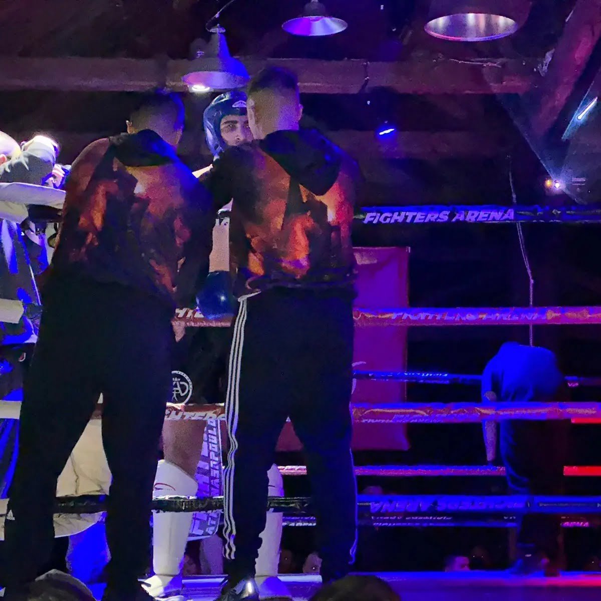 Champions night 69